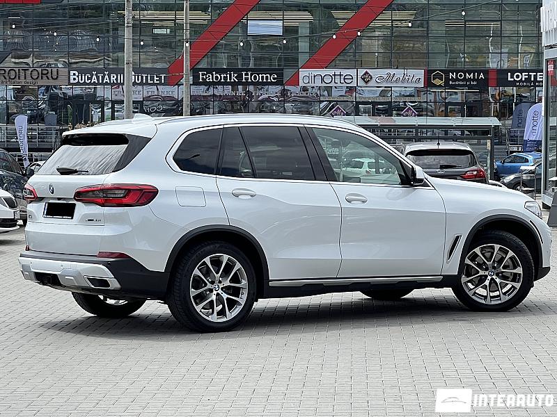 BMW X5 4.0i 3 bmw x5 4.0i 2018