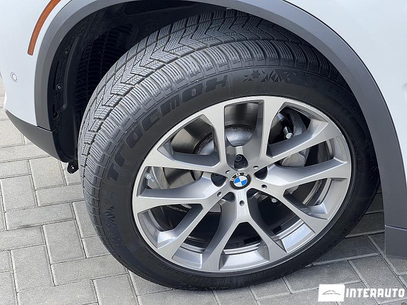 BMW X5 4.0i 18 bmw x5 4.0i 2018