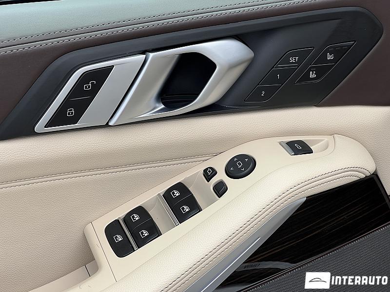 BMW X5 4.0i 21 bmw x5 4.0i 2018