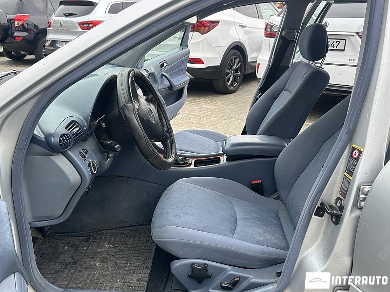 Mercedes C 200 5 mercedes c 200 2003
