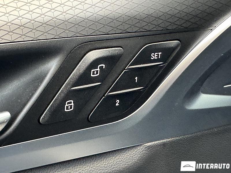 BMW X3 2.0D 20 bmw x3 2.0d 2021