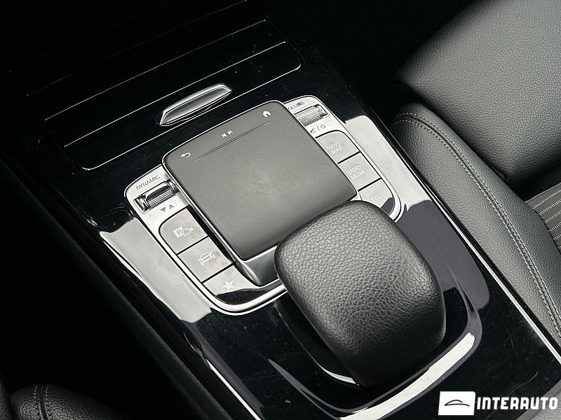 Mercedes CLA 180d 13 mercedes cla 180d 2019