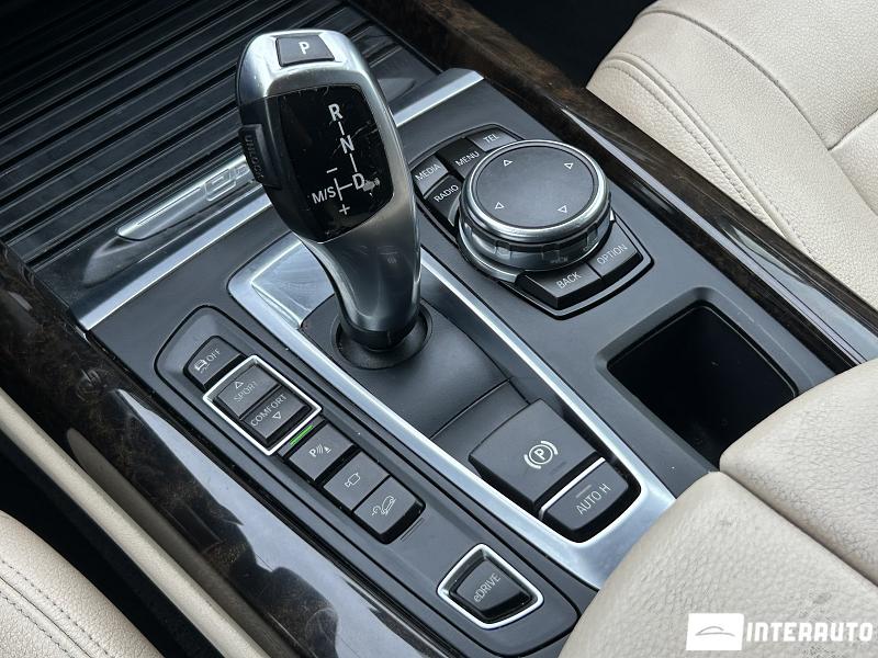 BMW X5 4.0e 15 bmw x5 4.0e 2016