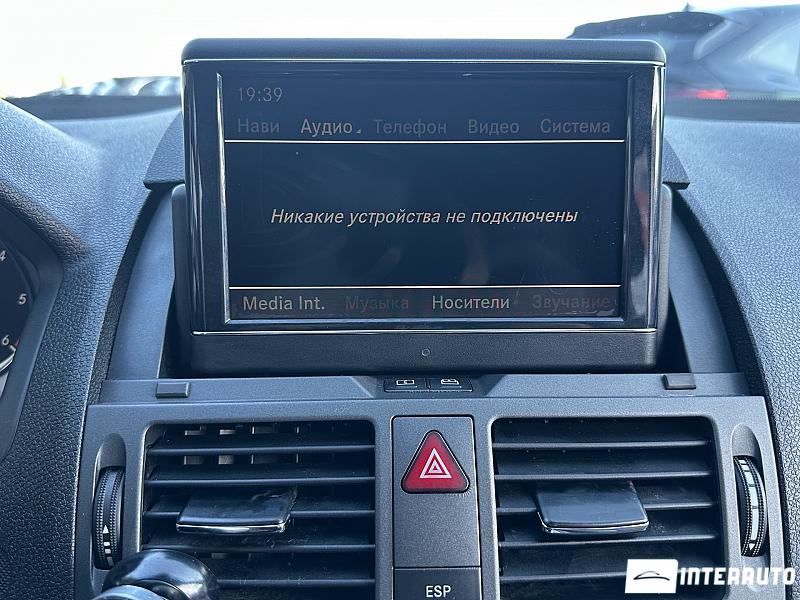 Mercedes C 250 8 mercedes c 250 2009