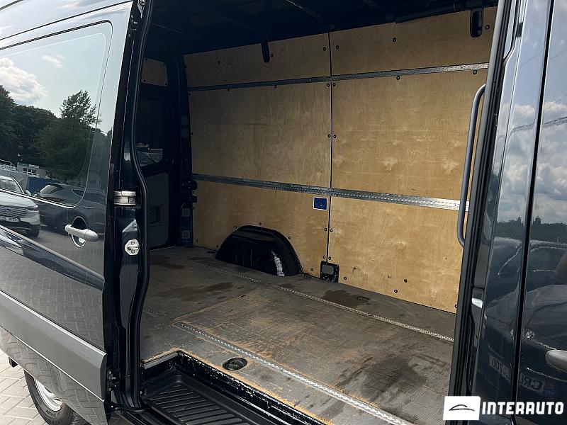 Volkswagen Crafter 15 volkswagen crafter 2012