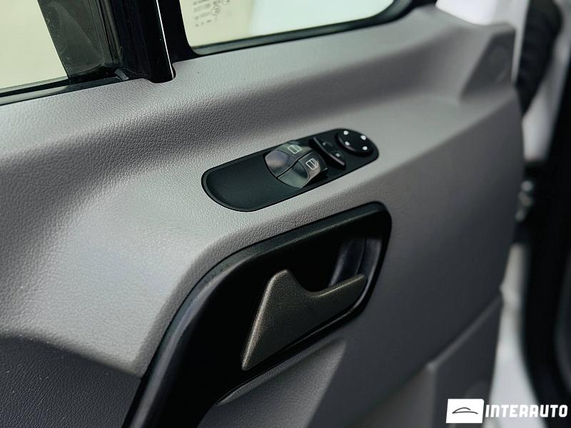 Mercedes Sprinter 13 mercedes sprinter 2018