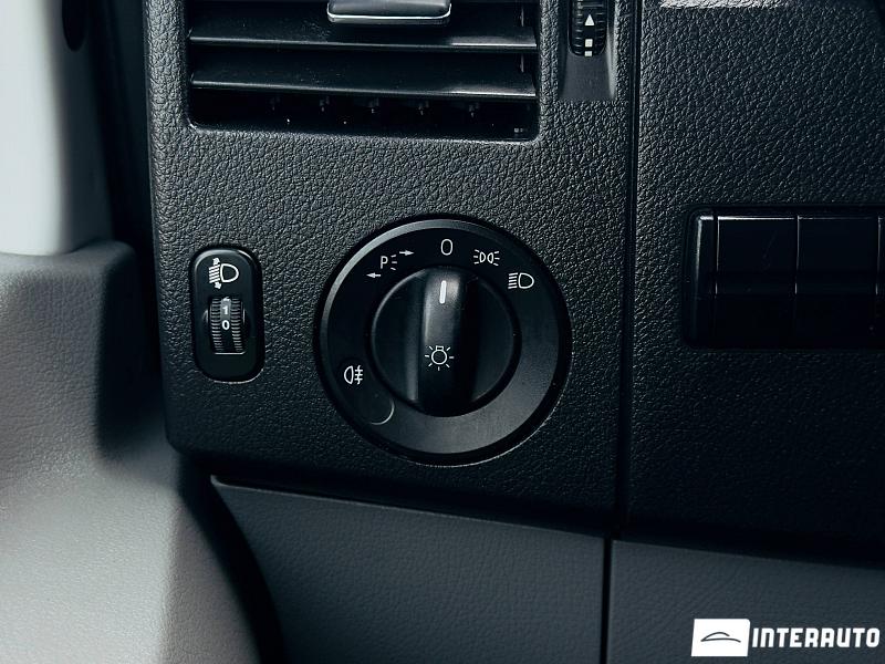 Mercedes Sprinter 14 mercedes sprinter 2018