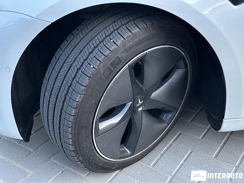 Tesla Model 3 16 tesla model 3 2022