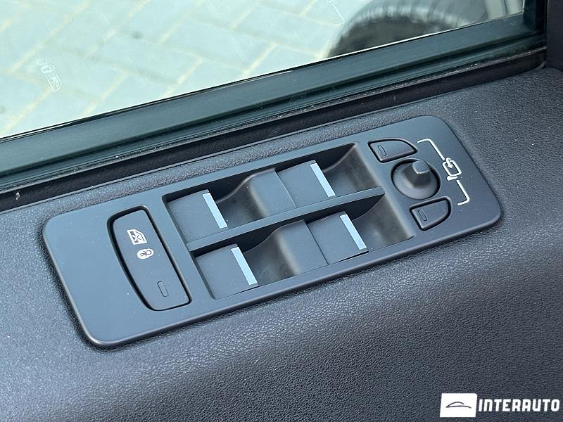 Land Rover Discovery Sport 17 land rover discovery sport 2016