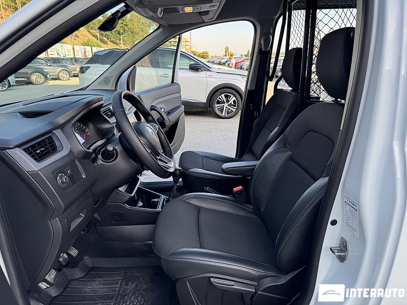 Renault Express 5 renault express 2021