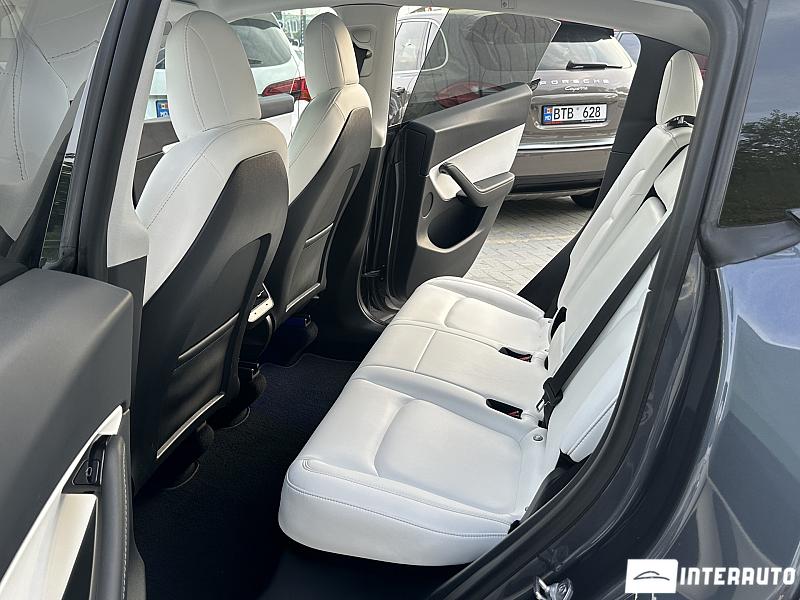 Tesla Model Y 14 tesla model y 2020