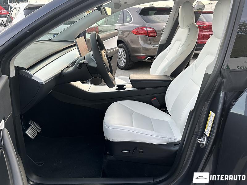 Tesla Model Y 5 tesla model y 2020