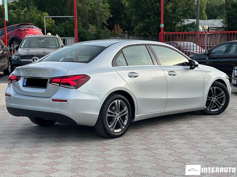 Mercedes A 180 3 mercedes a 180 2019