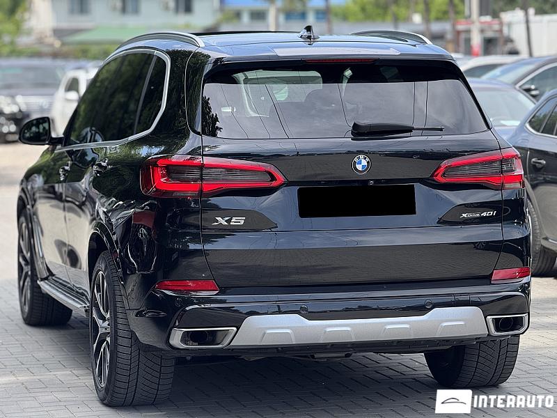 BMW X5 4.0i 2 bmw x5 4.0i 2018