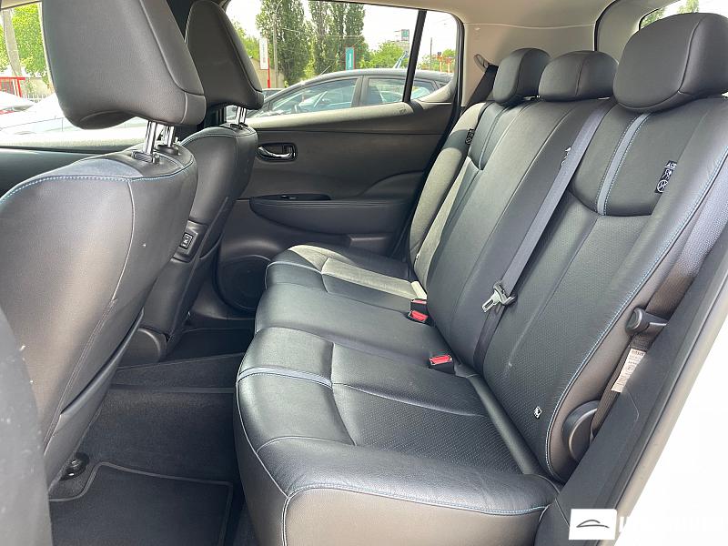 Nissan Leaf 18 nissan leaf 2019