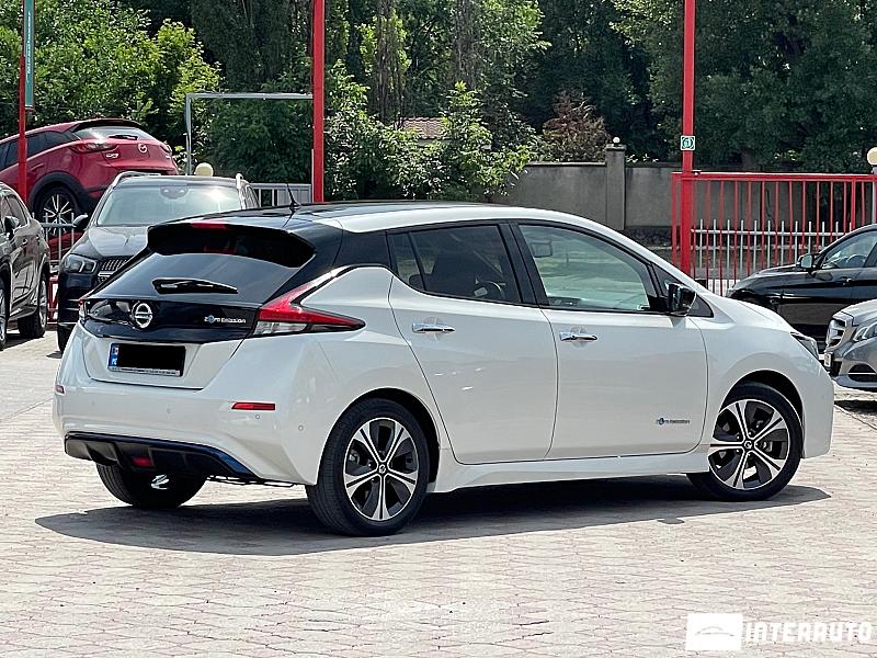 Nissan Leaf 3 nissan leaf 2019