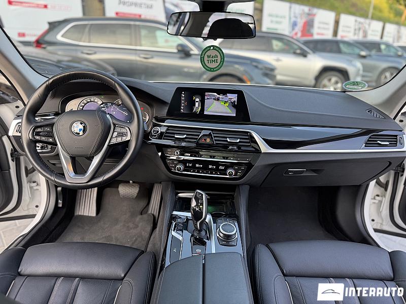 BMW 530 6 bmw 530 2019