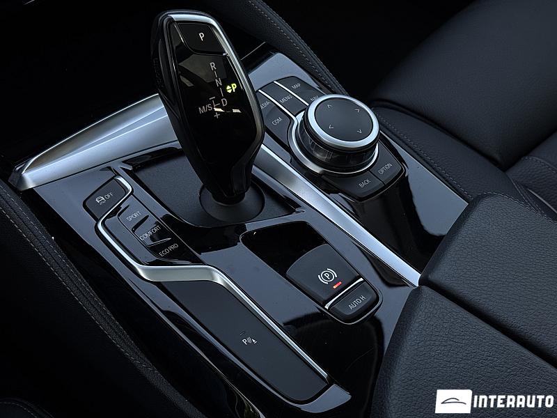 BMW 530 12 bmw 530 2019