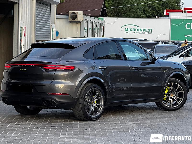 Porsche Cayenne E-Hybrid Coupe 4 porsche cayenne e-hybrid coupe 2020