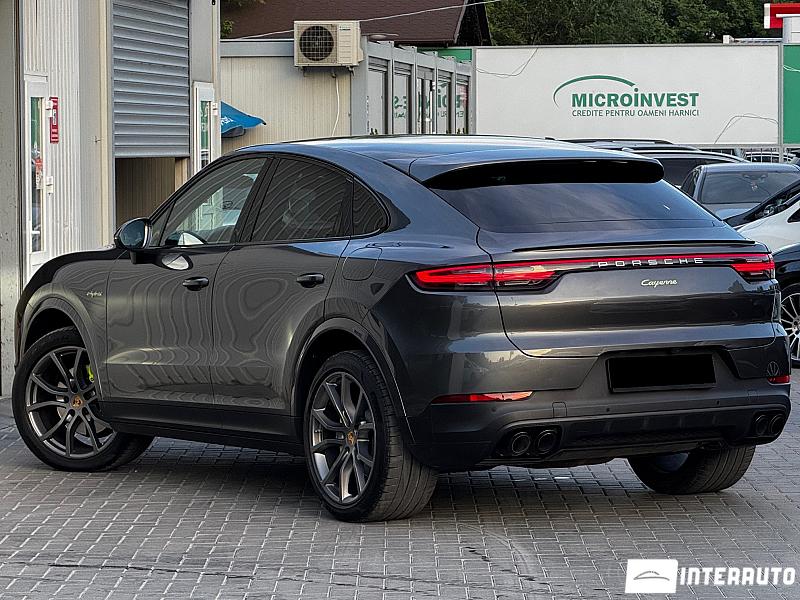Porsche Cayenne E-Hybrid Coupe 3 porsche cayenne e-hybrid coupe 2020