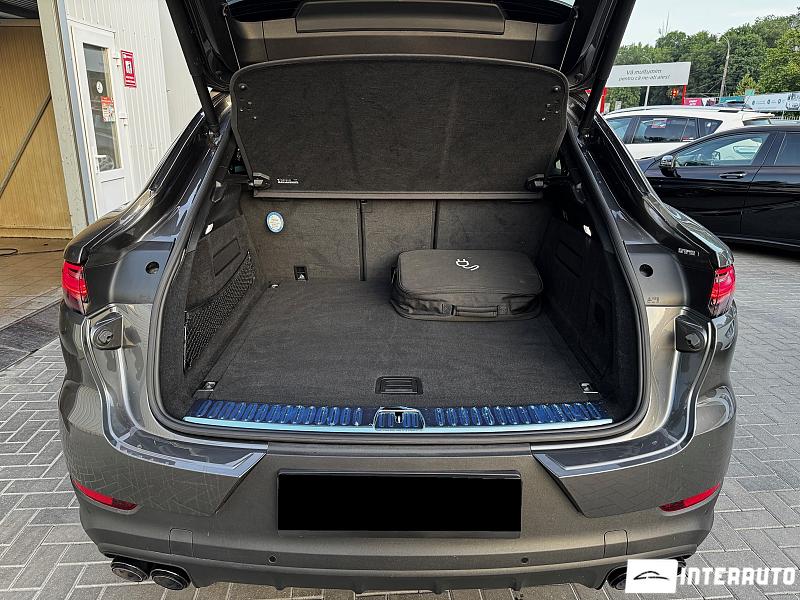 Porsche Cayenne E-Hybrid Coupe 16 porsche cayenne e-hybrid coupe 2020