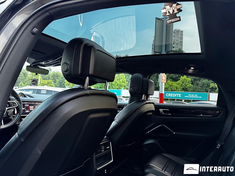 Porsche Cayenne E-Hybrid Coupe 15 porsche cayenne e-hybrid coupe 2020