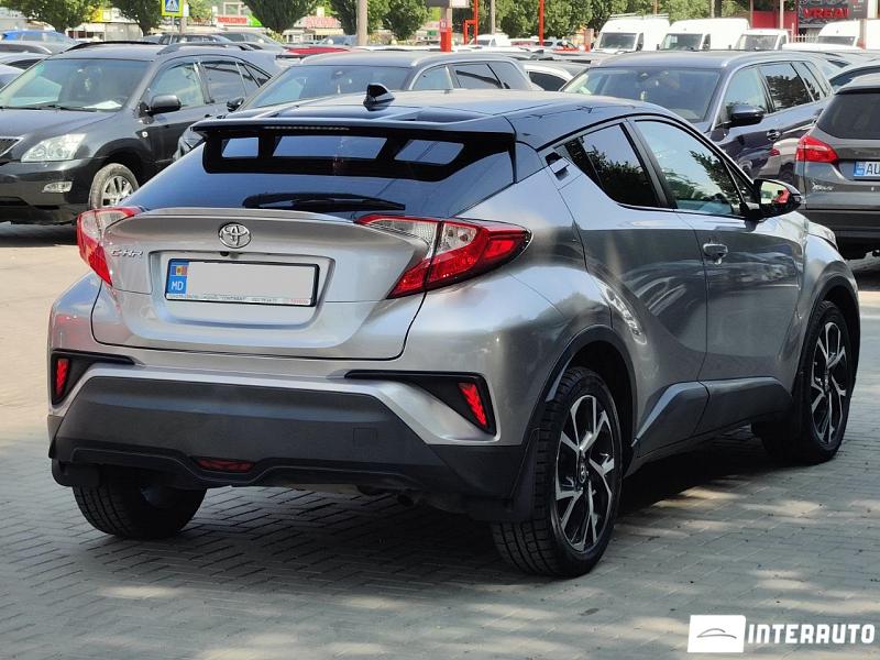 Toyota C-HR 2 toyota c-hr 2018