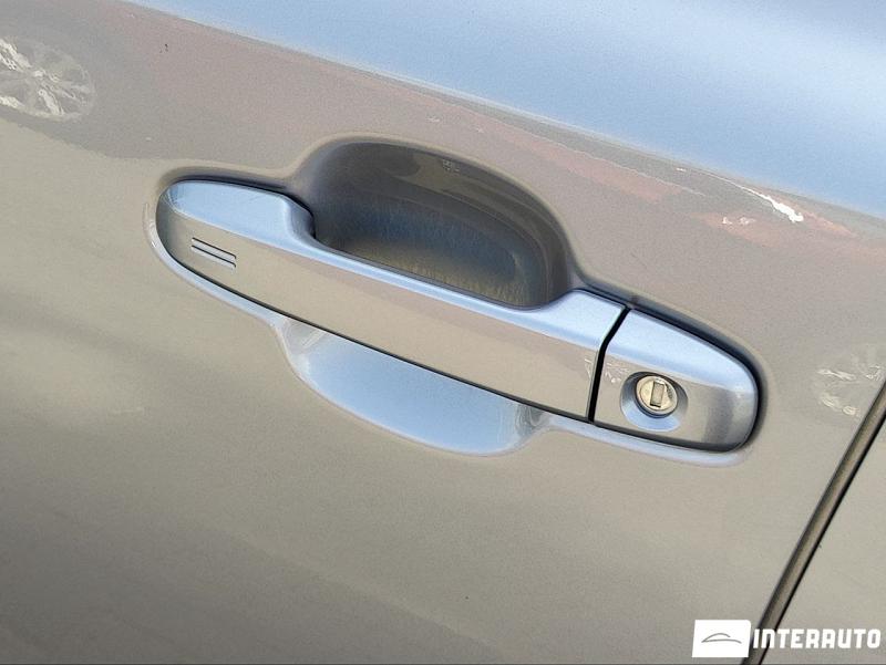 Toyota C-HR 19 toyota c-hr 2018