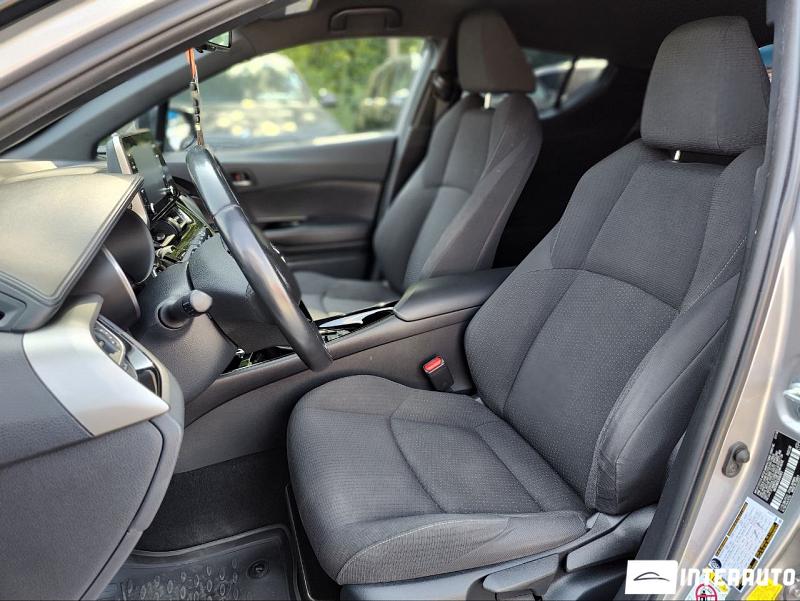 Toyota C-HR 6 toyota c-hr 2018