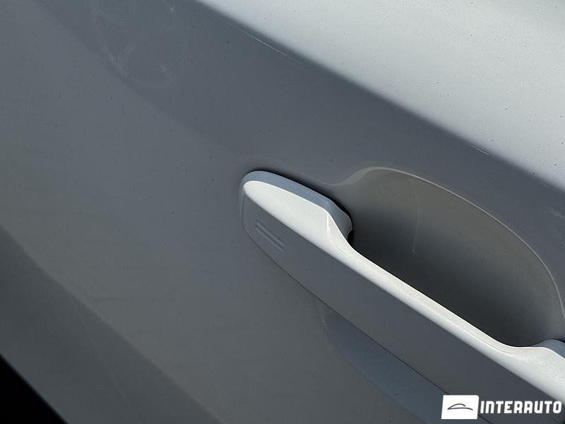 Toyota C-HR 6 toyota c-hr 2020