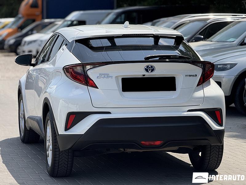 Toyota C-HR 4 toyota c-hr 2020