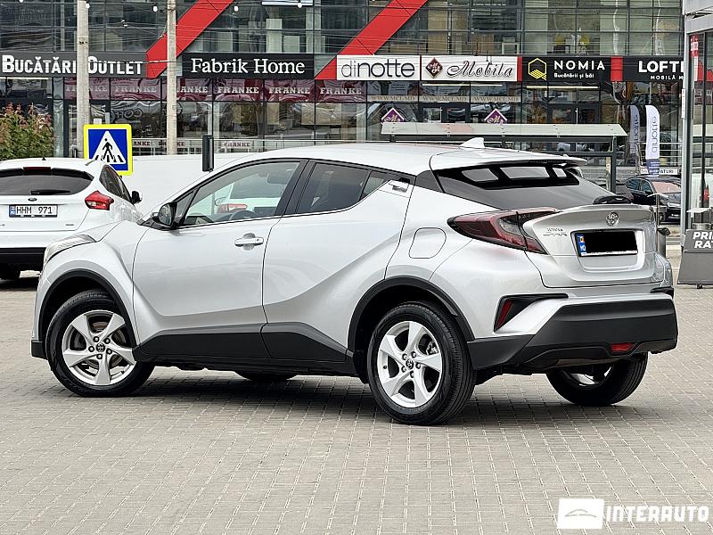 Toyota C-HR 4 toyota c-hr 2019