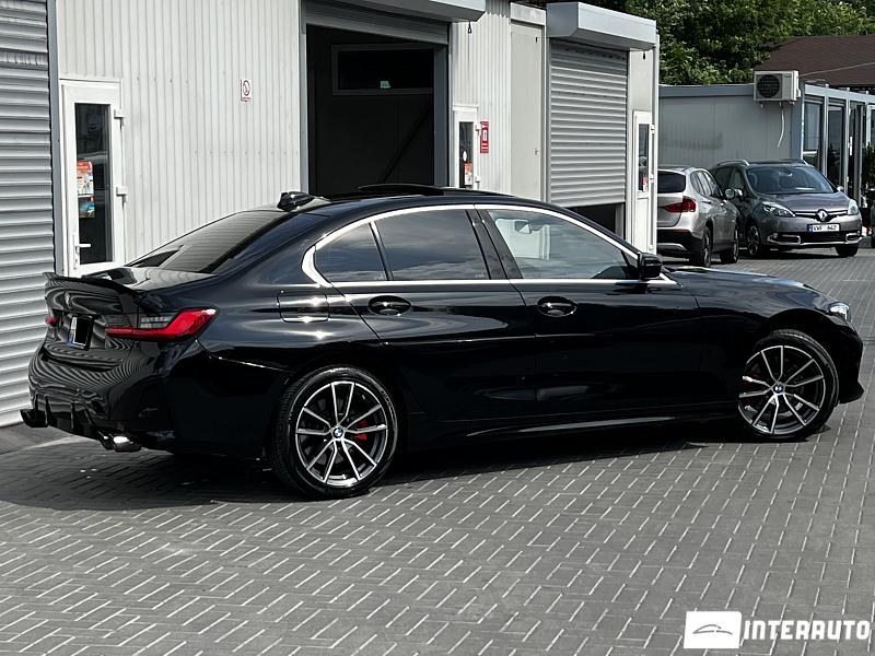 BMW 330 2 bmw 330 2019