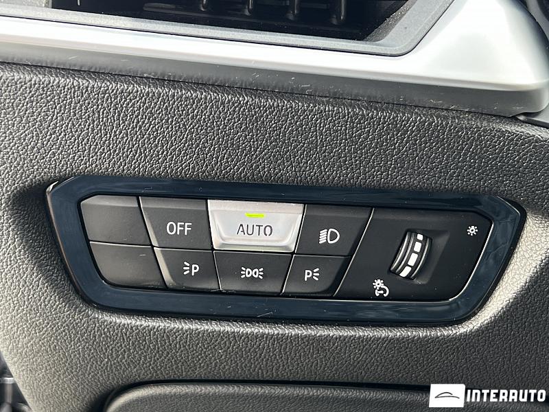 BMW 330 13 bmw 330 2019