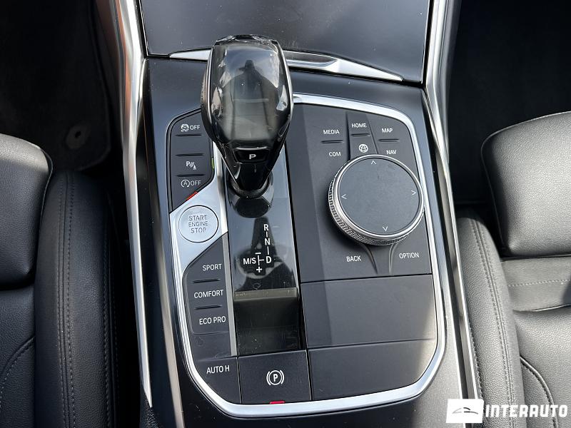 BMW 330 12 bmw 330 2019