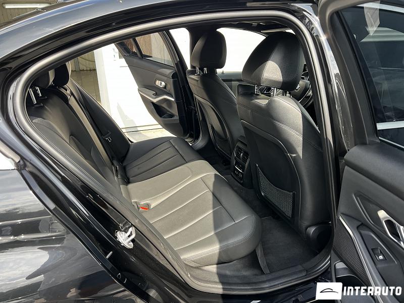 BMW 330 18 bmw 330 2019