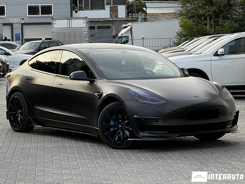 tesla model 3 2021