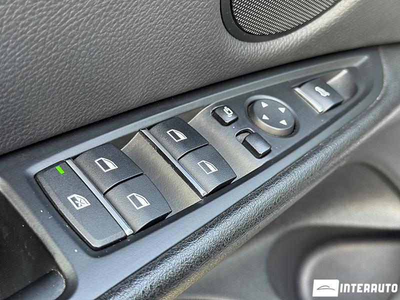 BMW X5 4.0e 17 bmw x5 4.0e 2017