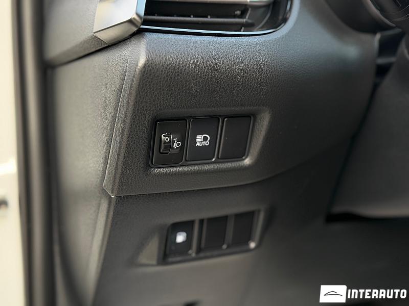 Toyota C-HR 9 toyota c-hr 2017