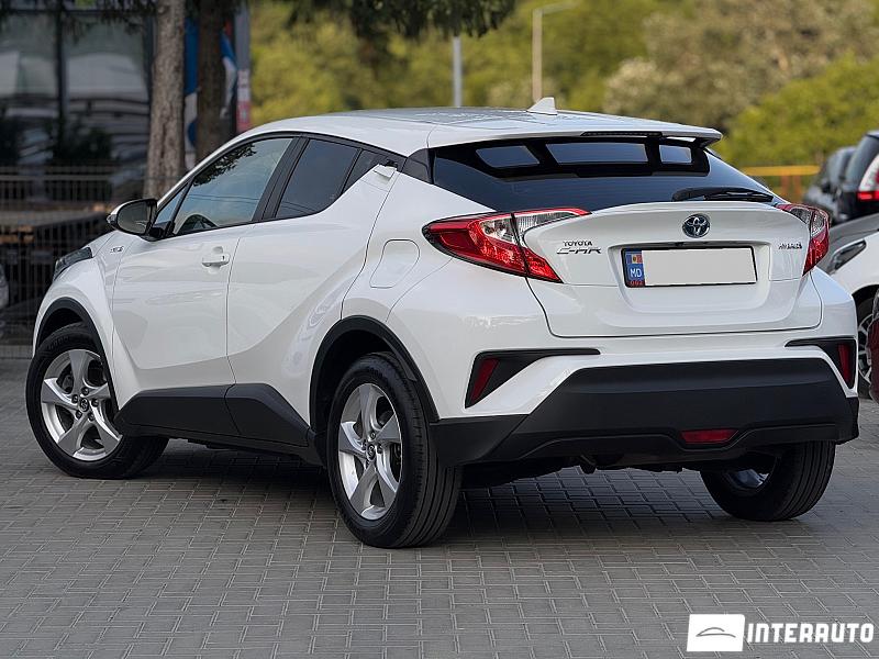 Toyota C-HR 4 toyota c-hr 2017