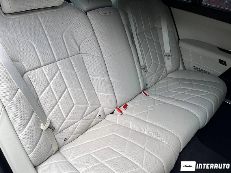 BMW i7 XDrive60 18 bmw i7 xdrive60 2024