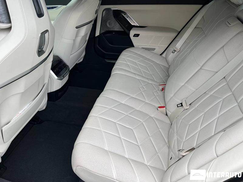 BMW i7 XDrive60 17 bmw i7 xdrive60 2024