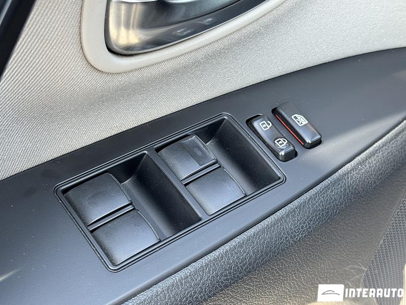 Toyota Avensis 18 toyota avensis 2016