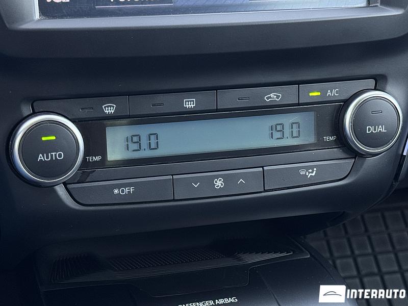 Toyota Avensis 10 toyota avensis 2016