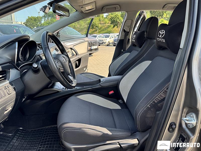 Toyota Avensis 7 toyota avensis 2016