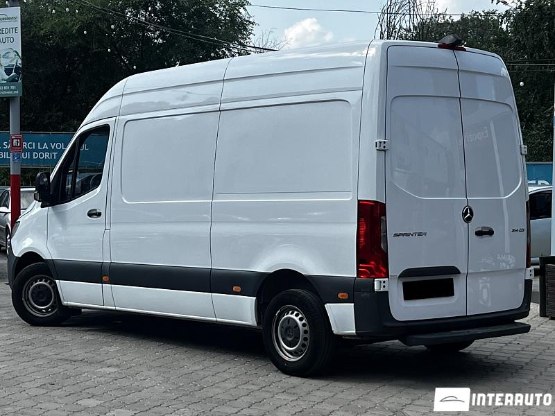 Mercedes Sprinter 3 mercedes sprinter 2020