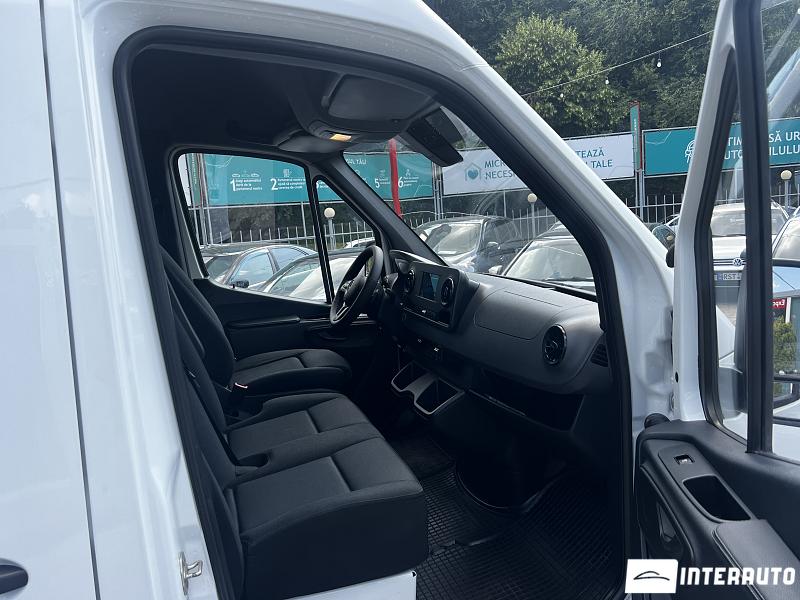 Mercedes Sprinter 10 mercedes sprinter 2020