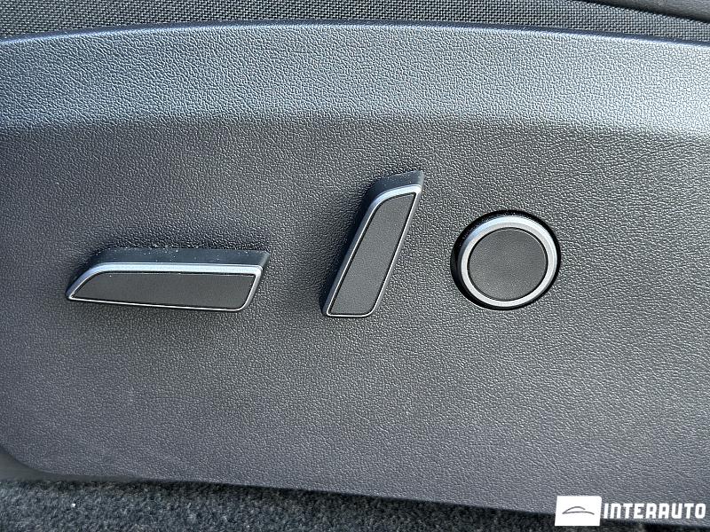 Tesla Model Y 6 tesla model y 2024