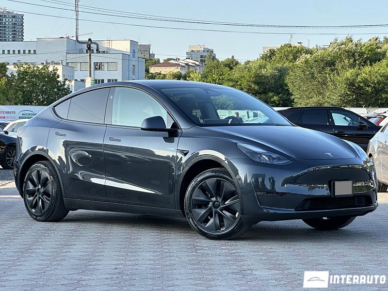 Tesla Model Y 4 tesla model y 2024