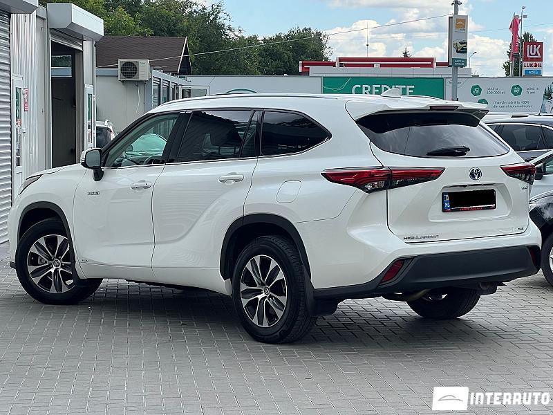 Toyota Highlander 2 toyota highlander 2021